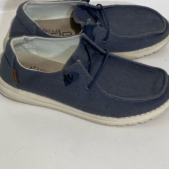 Hey Dude Women's Navy White Chambray Lightweight Slip On Wendy Loafers Size 7 - Picture 1 of 13